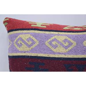 Oreiller en laine rouge 16x24 avec design géométrique traditionnel Literie portable de luxe à motif floral et vintage - Product Image 2