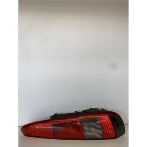 FEU ARRIÈRE DROIT STOP FORD Fiesta 4ème Série 1324563 (02>05) - Product Image 1