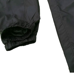 Fabricante de Conjuntos Deportivos de Invierno para Hombre, Talla Grande, Unisex, con Logotipos Personalizados al por Mayor, Chaqueta Cortavientos de Nailon - Product Image 4