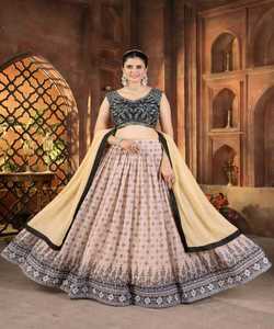 À la mode rayonne broderie séquence travail lehenga choli avec dupatta mariée porter prix de gros vêtement ethnique ApparelGarment - Product Image 2