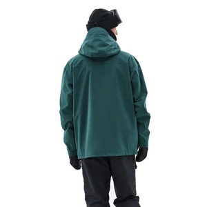 Chaqueta de esquí personalizada de la mejor calidad para hombre, cortavientos de 3 capas, capucha desmontable, forro acolchado, cuello levantado, decoración de piel con múltiples bolsillos - Product Image 4