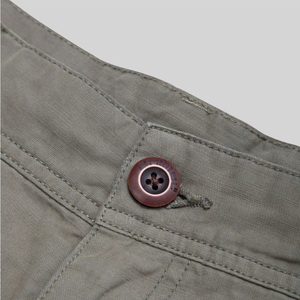 กางเกงคาร์โก้ขาสั้นผ้าคอตตอนสำหรับผู้ชายกางเกงขาสั้นผ้าคอตตอนพร้อมซิปและกระดุมปิดลายพื้นสำหรับทำงานเดินเขาสไตล์ลำลองปรับแต่งได้ - Product Image 6