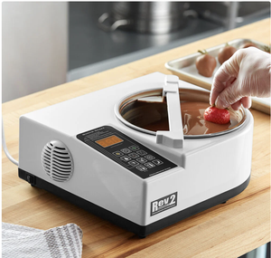 Nouvelle livraison 2026 – Machine à tempérer le chocolat Revolation-2 110V 60HZ C116USREV2WHI – Acier inoxydable, usage domestique - Product Image 3