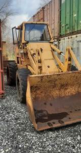 รถตักล้อยางรุ่น W20C ปี 1989 พร้อมถังขนาด 3.0 คิว  เครื่องยนต์คัมมินส์ ประสิทธิภาพสูง กำลังเชื่อถือได้สำหรับงานยกหนัก - Product Image 3