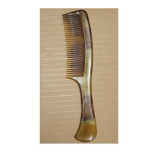 Peigne en corne rustique fait à la main écologique outil de salon de style classique pour le toilettage des cheveux finition durable et lisse polie à partir de corne - Product Image 1