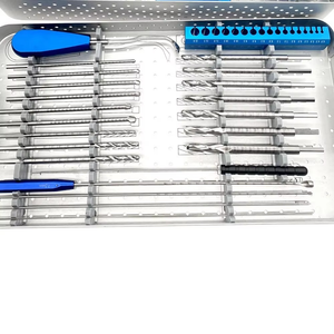 Kit de Instrumentos Ortopédicos de Alta Calidad para Artroscopia de LCA y LCP, Instrumentos Manuales para Reconstrucción de Rodilla con Acero Inoxidable Alemán - Product Image 4