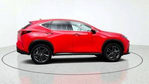 Lexus NX 450h+ AWD 4 portes Crossover d'occasion à vendre (2022 à 2025) - Product Image 5