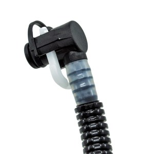 ท่อส่งน้ำมันเชื้อเพลิงสำหรับรถยนต์เมอร์เซเดส ซี คลาส W203 - Product Image 6