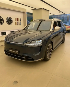 2024 Aito M9 SUV eléctrico de alto rendimiento Interior oscuro Caja de cambios automática Tracción delantera Híbrido Hecho en China - Product Image 1