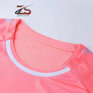 Vente en gros Maillot de football à manches courtes personnalisé pas cher uniforme de football respirant fabriqué au Pakistan - Product Image 3