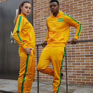 ชุดวอร์มผ้าฟลีซคอตตอนแบบสองชิ้นสั่งทำได้สำหรับทุกเพศ ชุดลำลองผู้ชายแบบซับลิเมชั่น แห้งเร็ว คุณภาพสูง พร้อมโลโก้สั่งทำ - Product Image 5