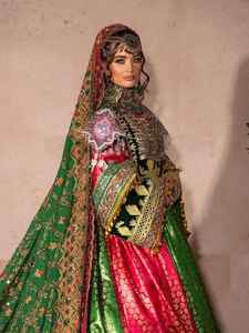 Robe de bal longue en lin vintage afghane pour femme, broderie traditionnelle, délicat travail de perles, détail de boutons naturels, spéciale - Product Image 6