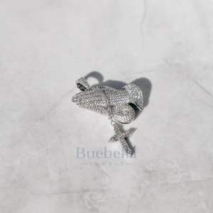 Design de mode priant main argent 925 & 14K plaqué or blanc VVS Moissanite diamant pendentif pour hommes glacé Hip Hop bijoux Style - Product Image 3