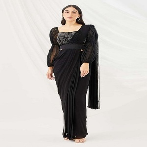 Sari en soie beige élégant avec broderies et paillettes pour les occasions de mariage, sari long pour femmes d'Inde et du Pakistan - Product Image 3
