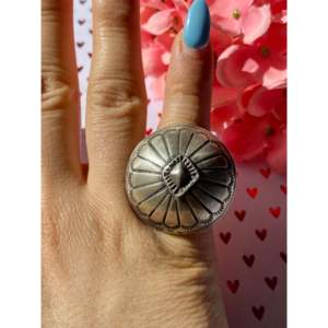 Patrick Yazzie Fashionable Sterling <b>Silver</b> Concho <b>Ring</b> Trendy Screw Shape Inlay Size 6.5 Rhodium Plating Casual Perfect Gift - Product Image 2