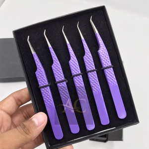 Pinzas de extensión de pestañas de acero inoxidable sostenible de alta calidad, Punta plateada de 45 grados, fibra de agarre de diamante púrpura dorado puntiagudo - Product Image 5