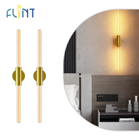 Applique murale tubulaire en or brossé moderne et économique, lumière LED, ampoule LED tubulaire longue, lumière de fond de mur de chambre à coucher de villa