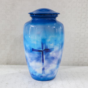 Urnas de Cremación de Alta Calidad con Diseño Moderno de Cruz de Hiedra, Urnas Redondas de Metal Hechas a Mano de 10 Pulgadas para Cenizas Humanas, Mascotas y Funerales - Product Image 1