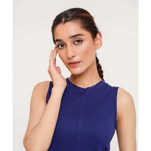 Mono acampanado sin mangas para mujer - Product Image 1