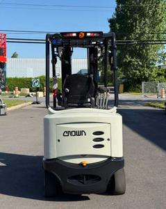 Montacargas Eléctrico de 6000 lb, 4 Válvulas, 48V, Crowns FC5225-60 - Product Image 1