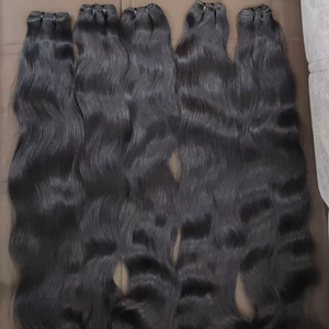 Paquetes de pelo crudo indio virgen alineado con cutícula 100% al por mayor 10A 12A 15 cabello Remy estilo ondulado al agua suavidad garantizada - Product Image 1