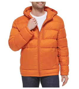 Veste matelassée unisexe pour homme d'hiver, OEM, tissu en toile personnalisé, fermeture éclair, col montant rembourré, style streetwear, vente en gros - Product Image 1
