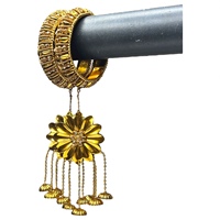 Bijoux ethniques de mariage : Boucles d'oreilles Jhumka et bracelet à breloques, ornés de perles et de fleurs taille émeraude, qualité supérieure, résistants au ternissement, très demandés, prêts à être expédiés