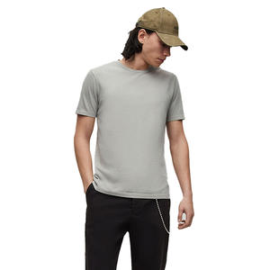 T-shirt pour homme grande taille, doux et durable - Fabriqué en coton de haute qualité - Idéal pour un usage quotidien et un confort durable - Product Image 1