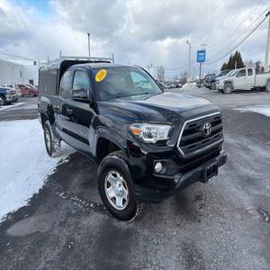 Toyota Tacoma SR5 V6 d'occasion de 2016 - Product Image 1