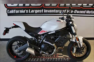 VENTAS - Motocicleta Deportiva Ducati MONSTER 797 - Product Image 6