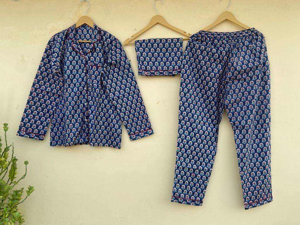 ตามที่แสดงในภาพ