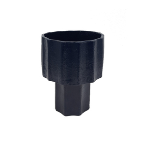 Grand vase à fleurs en métal design noir fini pour la décoration de table de maison et de mariage Vase en métal fait main - Product Image 1