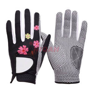 <b>Women's</b> Flower Printed <b>Leather</b> Golf <b>Gloves</b> - Breathable Faux <b>Leather</b> and Polyester Construction in <b>Black</b> - Product Image 5