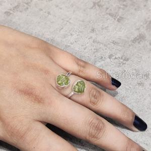 Joyería de piedra en bruto Anillo para mujer Piedra preciosa de peridoto crudo natural Piedra NATAL DE AGOSTO Aniversario Piedra doble Anillo de plata esterlina 925 - Product Image 4