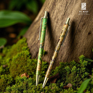 Lápiz de madera hecho a mano elegante de Coffee Burl Wood Regalo de lujo para oficina y artistas - Product Image 1