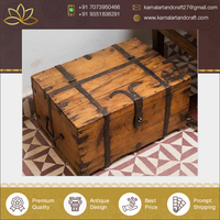 Concessionnaire de confiance vendant une qualité exceptionnelle de décor pour maison, restaurant et hôtel Boîte vintage antique en bois avec serrure d'origine indienne