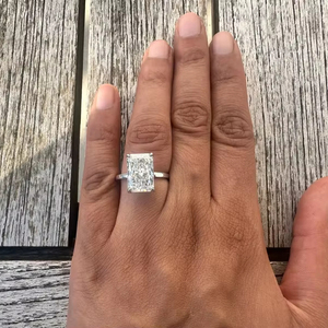 Anillo Chapado en plata de ley 925 sólida, anillo de compromiso de diamante radiante de 5 quilates, un gran diamante para anillo de moda para mujer - Product Image 1