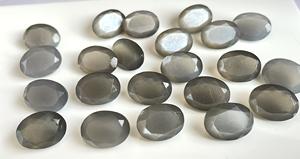 Piedra Lunar Gris Natural de 4x6 mm a 10x12 mm, Ovalada, Facetada, de Primera Calidad - Piedra Lunar Gris Ovalada Facetada - Product Image 3