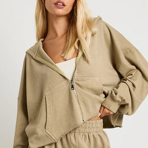 Survêtement avec fermeture éclair et tissu doux, prix avantageux pour les acheteurs en gros, avec une qualité élevée / design élégant, survêtement à jambes droites - Product Image 2