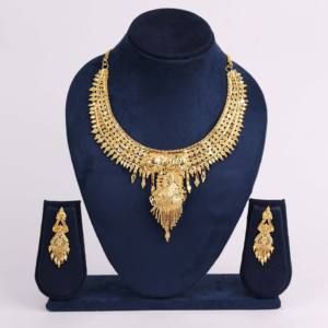 Collares de formación chapados en oro Ocasión tradicional y especial Regalo de boda para mujer Cobre y Latón chapado en oro laminado - Product Image 2