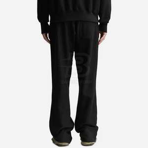 Pantalon de survêtement évasé décontracté pour hommes de haute qualité OEM pantalon de survêtement évasé personnalisé prix de gros pantalon de survêtement évasé droit en coton haut - Product Image 4