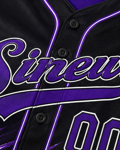 Maillot de baseball Sinewy personnalisé avec nom et numéro, violet et noir, sublimé, anti-humidité, unisexe, adulte, manches courtes - Product Image 6