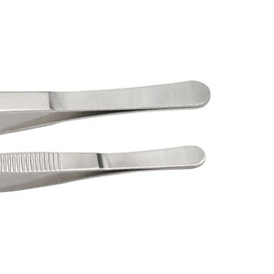 Fórceps de disección profesional, instrumento de disección de punta fina de sutura de agarre de carburo de tungsteno de 12 cm - Product Image 6