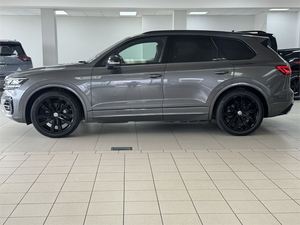 Voiture d'occasion à faible kilométrage, <span class=keywords><strong>Volkswagen</strong></span> <span class=keywords><strong>Touareg</strong></span> V6S SUV 2020, livraison mondiale - Product Image 5