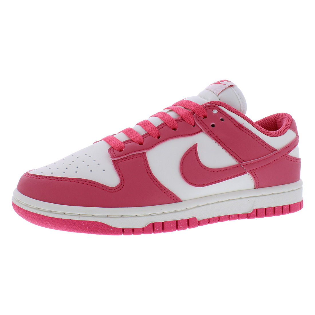 nike round toe shoes
