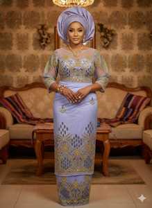 Ropa de Boda Étnica Africana para Mujeres y Niñas con Diseño Floral de Hojas Bordadas a Mano, Color y Tela Personalizables, 100% Poliéster - Product Image 3