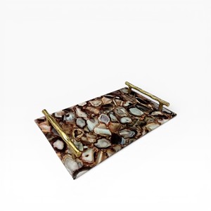 Plateau rectangulaire en agate naturelle bleu-gris avec surface en cristal transparent et poignées en métal doré - Product Image 2