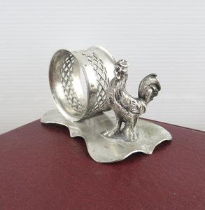 แหวนรองผ้าเช็ดปากโลหะตกแต่งหรูหรา ดีไซน์ทันสมัย เป็นมิตรกับสิ่งแวดล้อม ทนทาน ช่วยเพิ่มความสวยงามให้กับโต๊ะสำหรับงานแต่งงานและงานเฉลิมฉลอง - Product Image 6