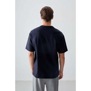 T-shirt basique pour homme Air Jones, bleu marine, coupe ample, tissu en mélange de coton doux, texture épaisse, vêtement décontracté confortable - Product Image 5