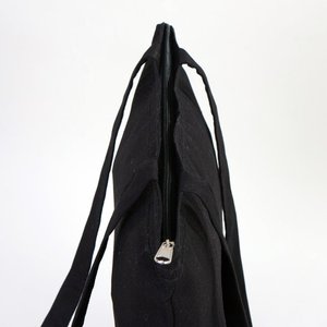 Bolso Tote de Gabardina Negra con Cremallera, 14W X 16H, Algodón Resistente para Publicidad, Uso Diario, Transferencia Térmica, en Blanco para Compras y Regalos - Product Image 3